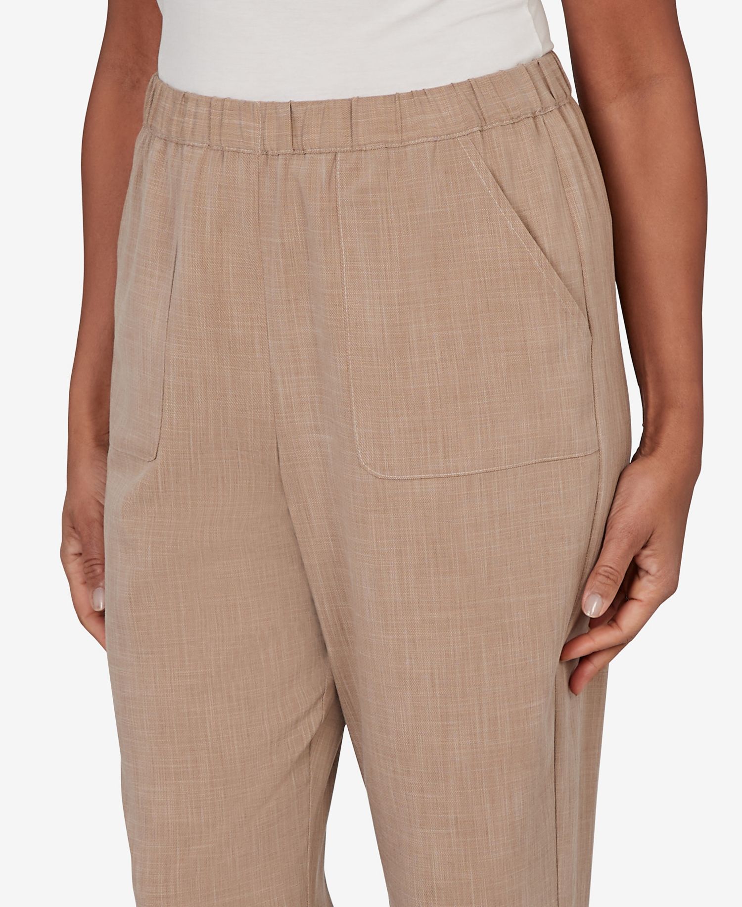Women's Grand Bazaar Textured Pull-On Capri Pants