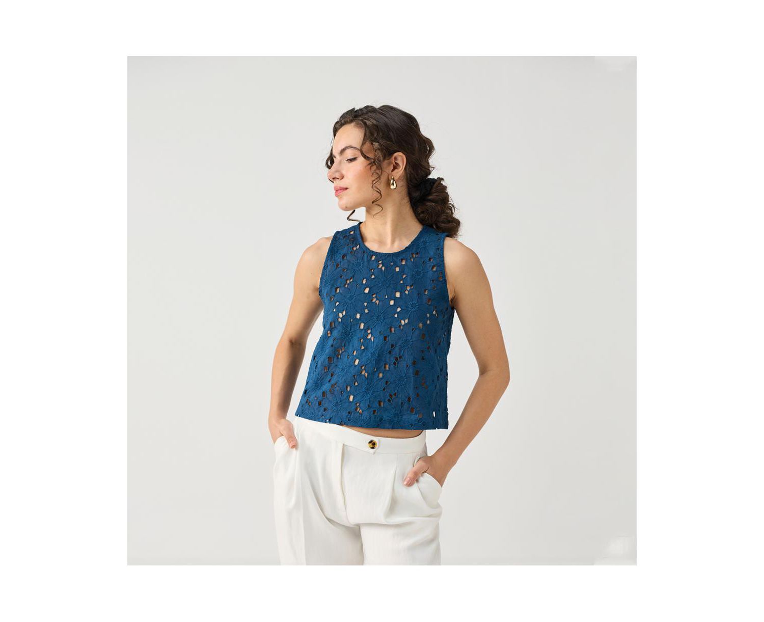 Women's Embroidered Sleeveless Button-Back Top