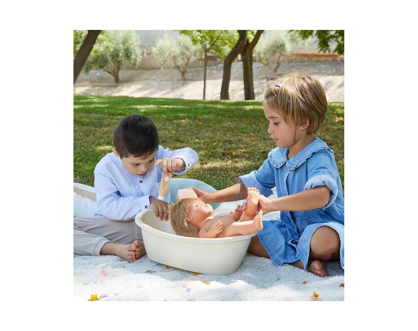 Детские игрушки MINILAND Rainbow-Sponge 2-Piece Bathtub Set for Dolls Up To 15 3/4", Ages 3+, цвет: Light Skin — фото 2