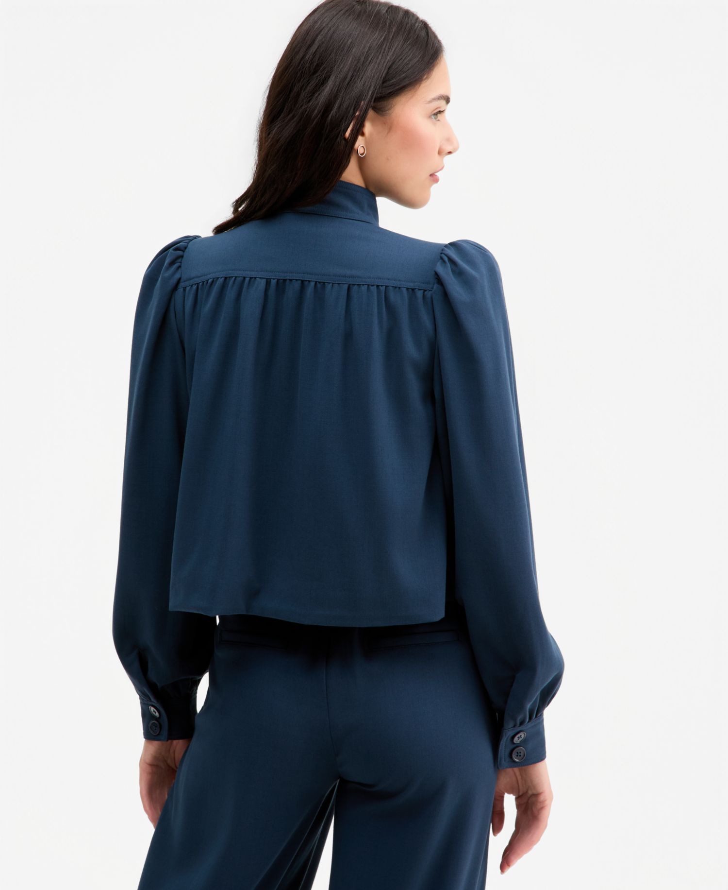 Women's Puff-Sleeve Hidden-Placket Jacket