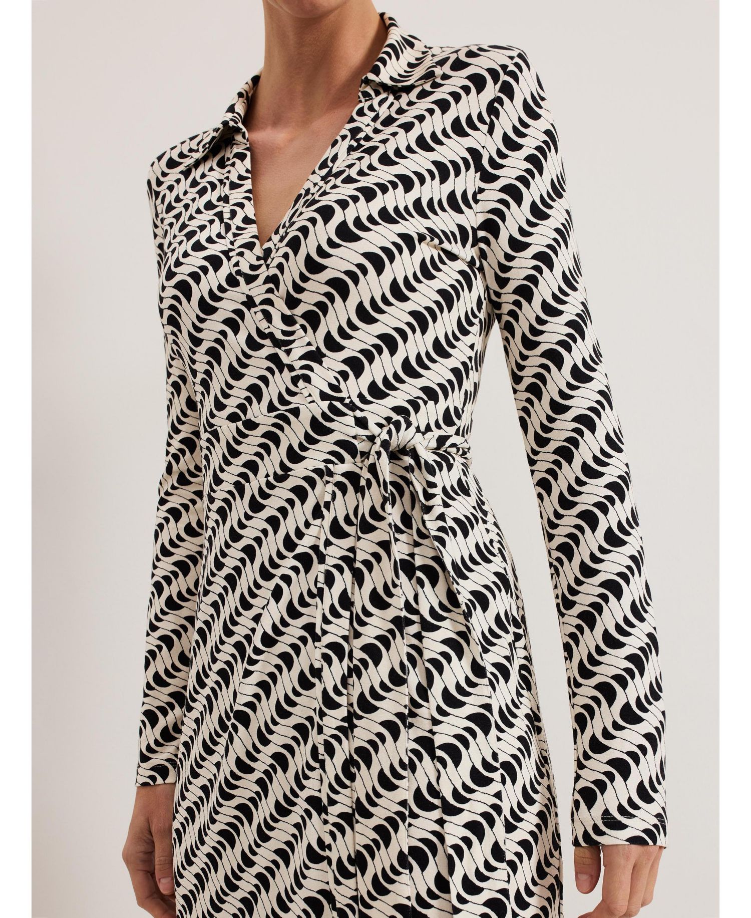 Women's Gina Geo Wrap Dress