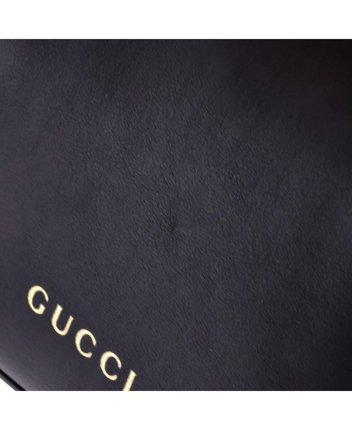 Pre-Owned Gucci Small Emblem Bucket Bag Leather