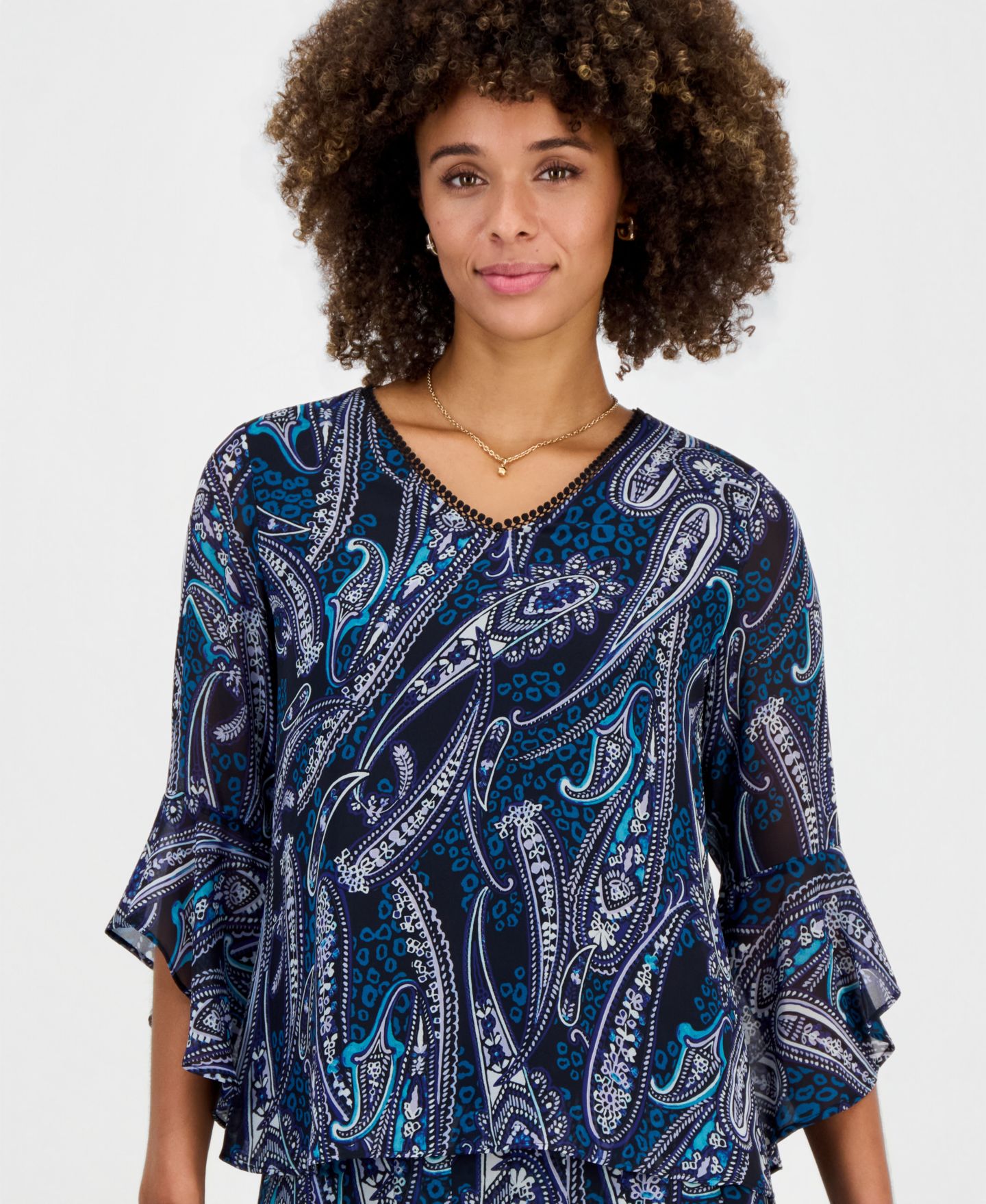 Женская блузка Kasper Printed V-Neck Ruffle-Sleeve Blouse, цвет: Чёрный разноцветный — фото 3