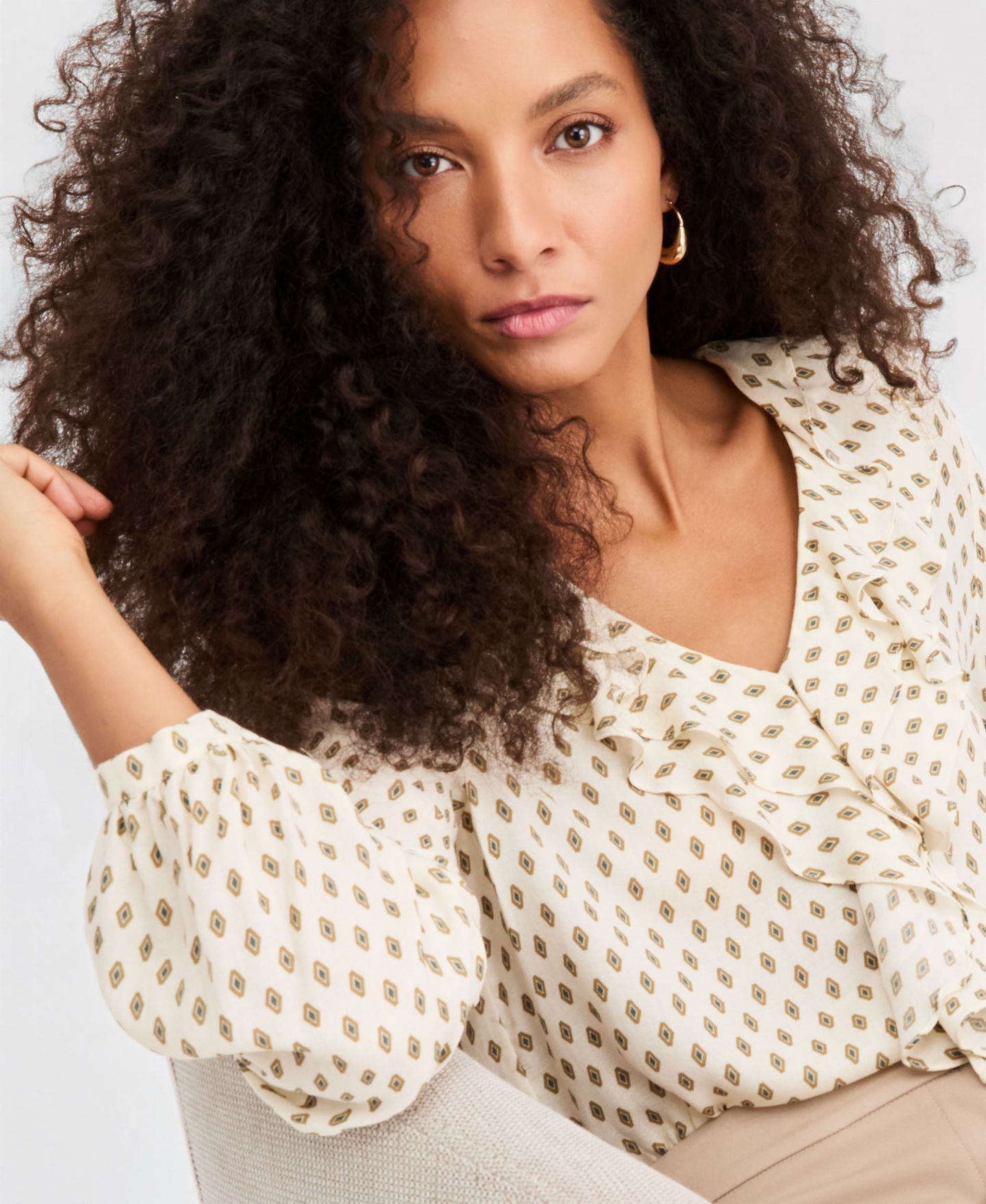 Женская блузка Emme Marella Flounce-Detail V-Neck Long-Sleeve, цвет: Белый — фото 3