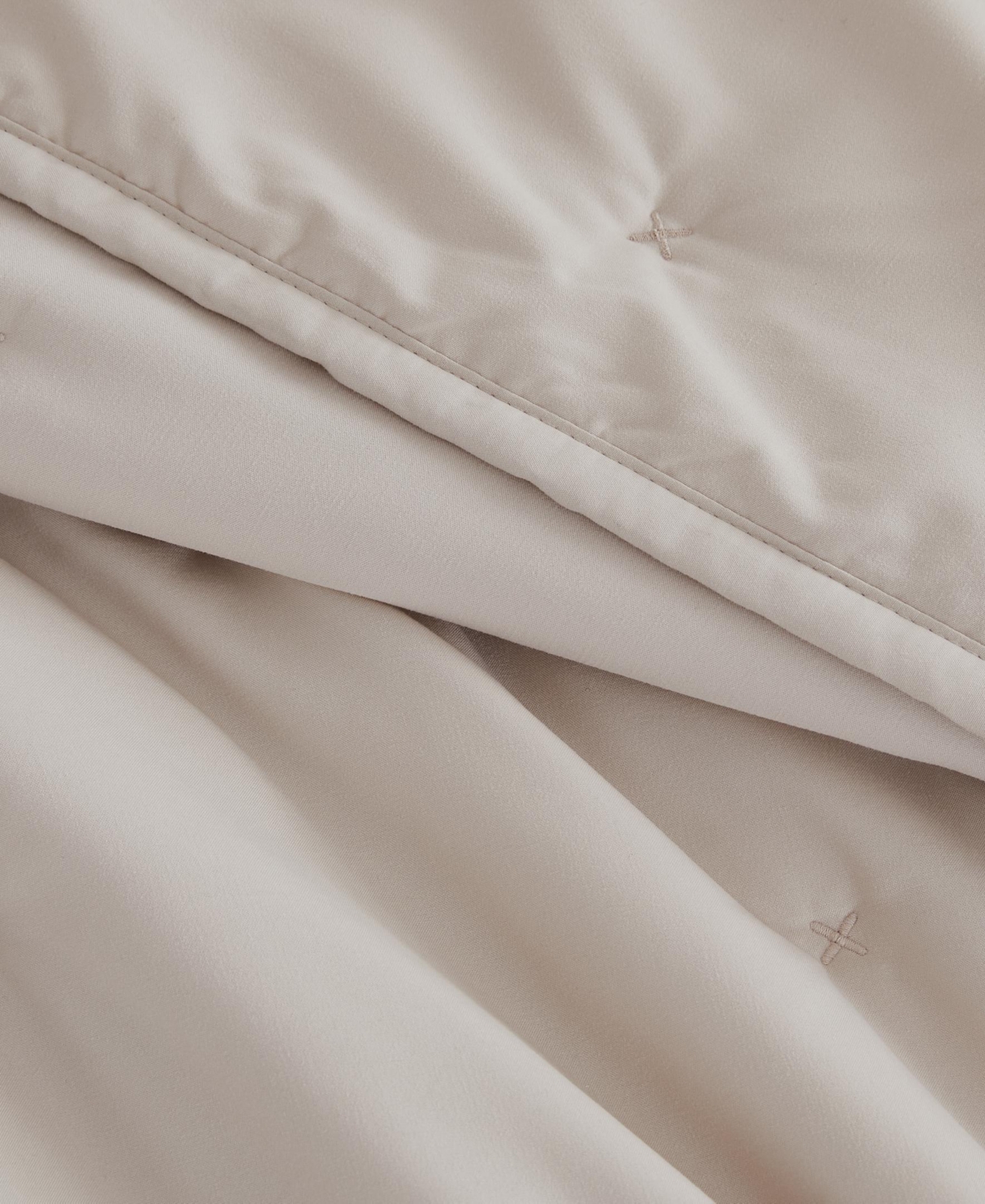 Linery Co. Detailed Dot Stitch Quilt Set With Shams