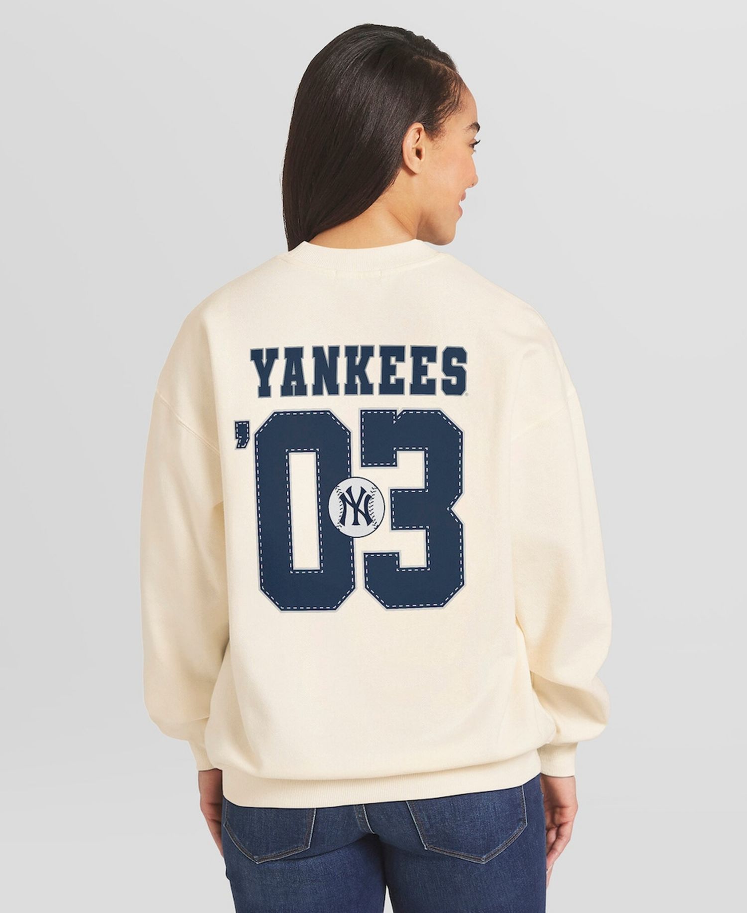 Women's Cream New York Yankees Heavyweight Crew Neck Sweatshirt