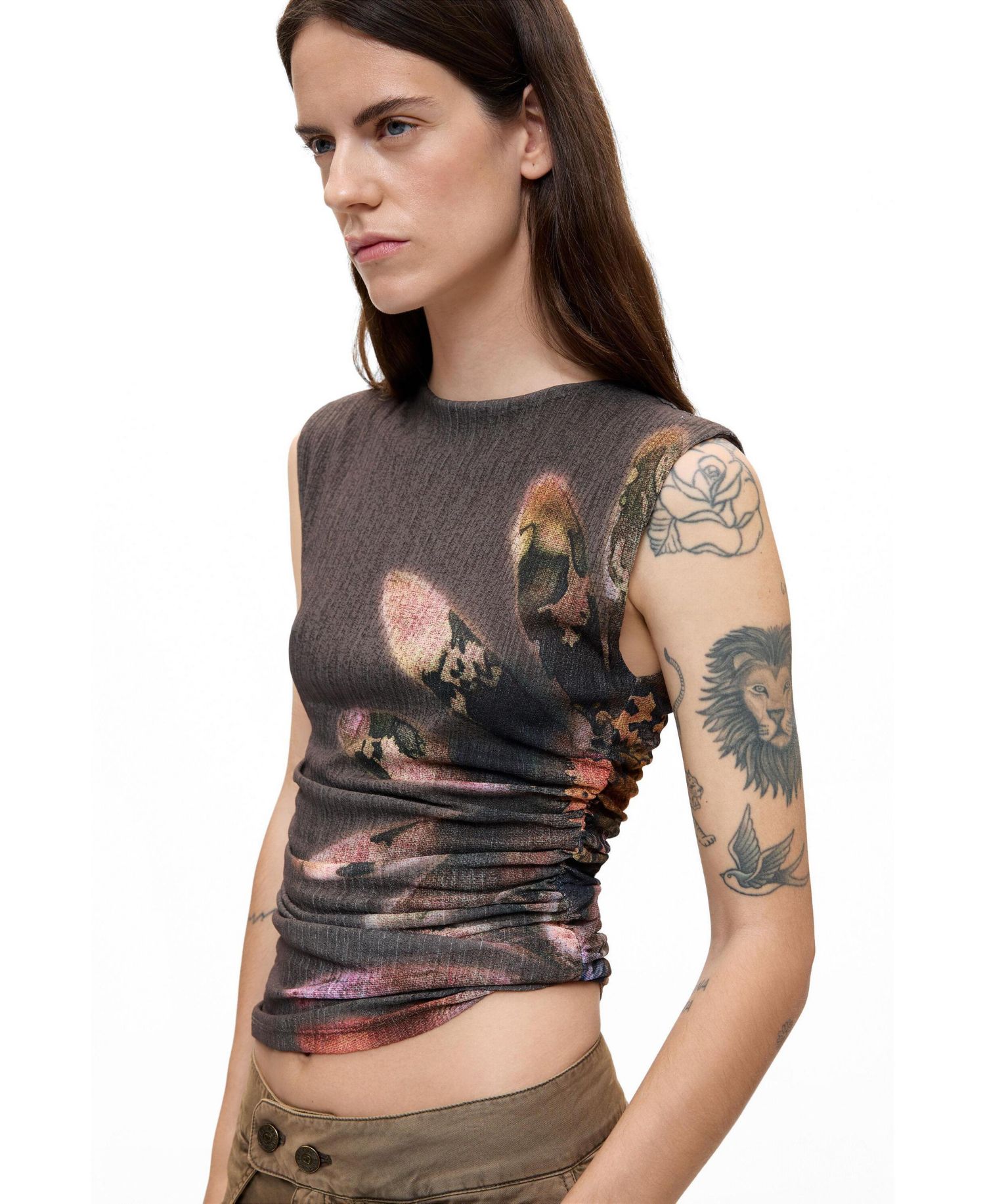 Women's Sleeveless Knit T-shirt
