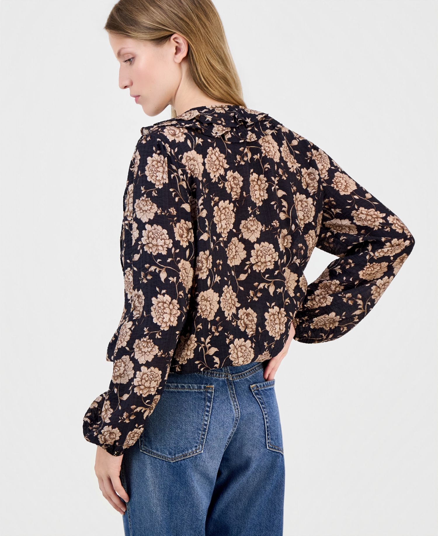 Women's Cambridge Floral Ruffled Blouse