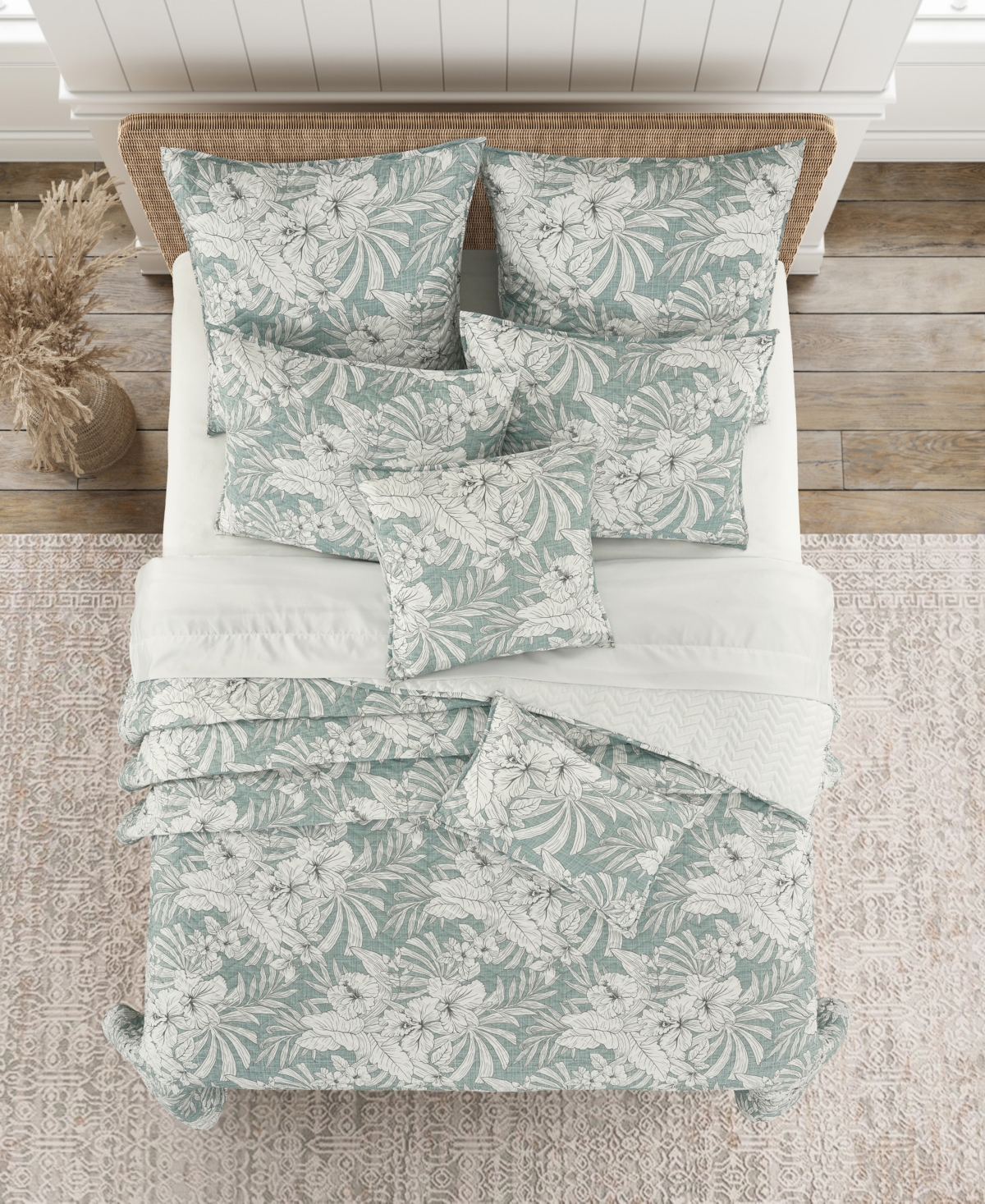 Salt Life Auckland Floral 3-Piece Quilt Set, King/California King
