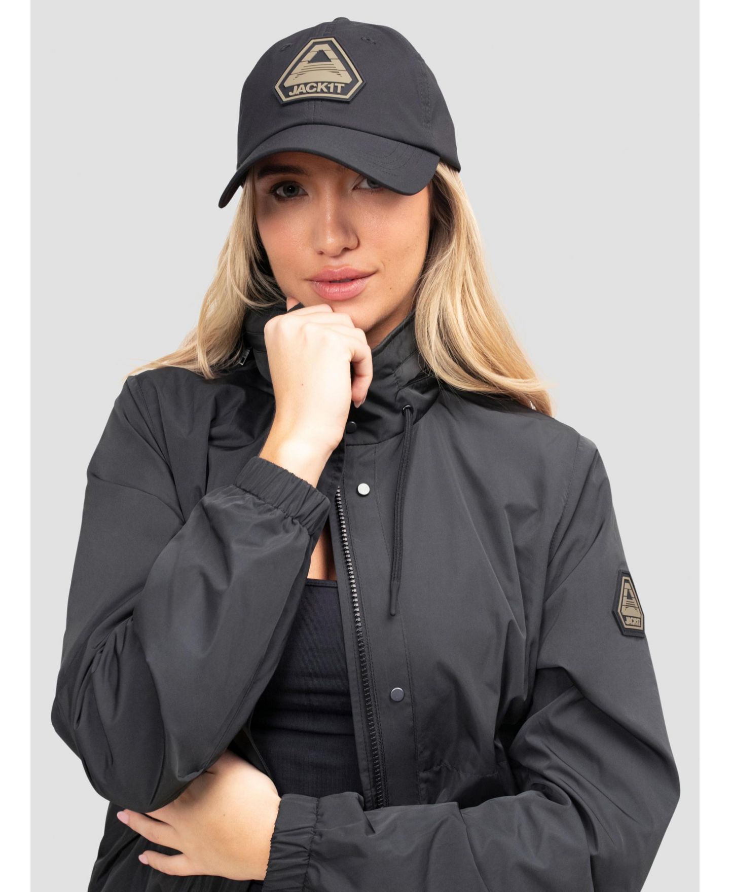 Женская куртка JACK1T Atlas Lightweight Windbreaker, цвет: Чёрный — фото 6