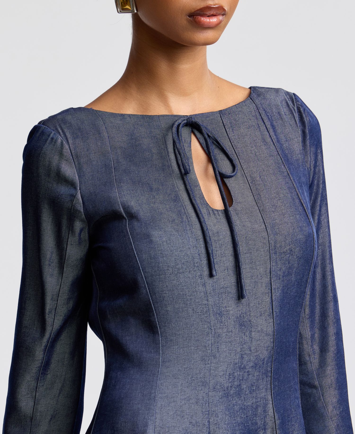 Women's Boat Neck Bell-Sleeve Mini Dress