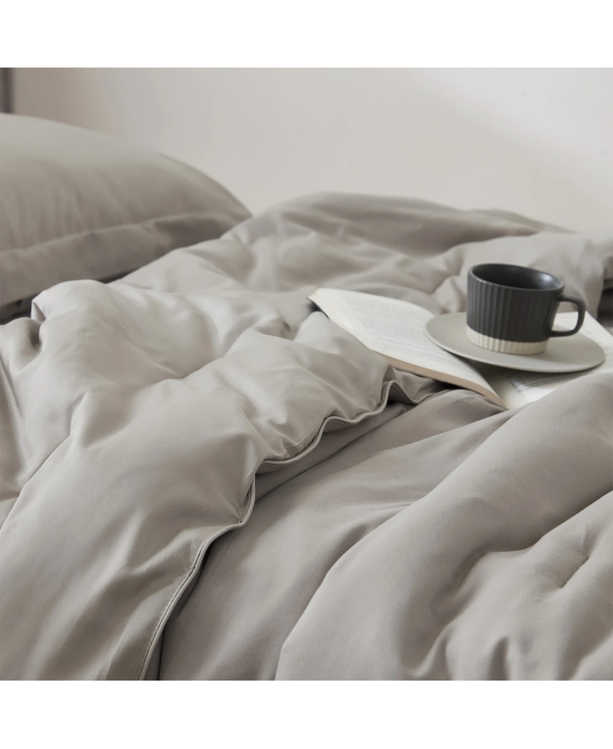 Coma Inducer Bamlin Butter Oversized Cooling Comforter Set