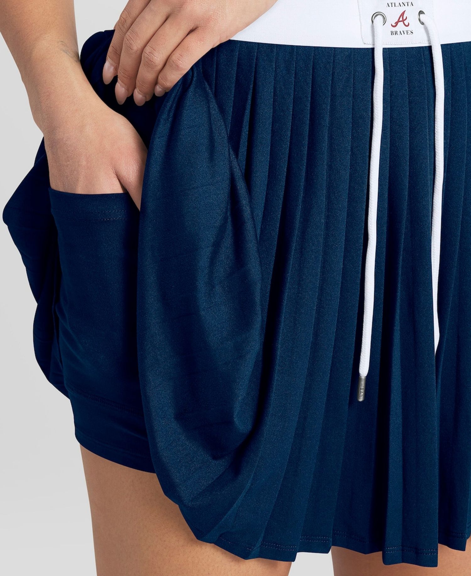 Women's Navy Atlanta Braves Pleated Skort