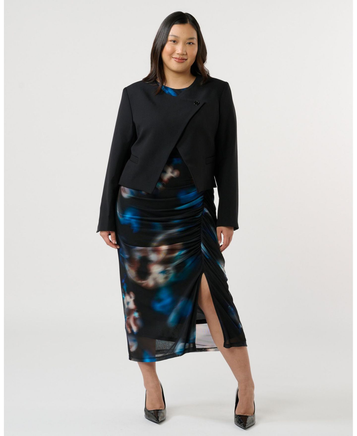 Женская куртка ESTELLE Plus size Eboni Cropped Assymetric Tailored, цвет: Чёрный — фото 4