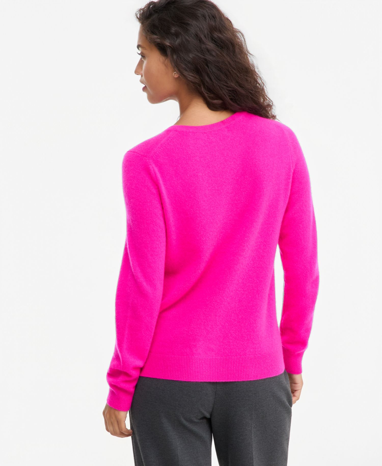 100% Cashmere Women's Petite Long-Sleeve Crewneck Sweater