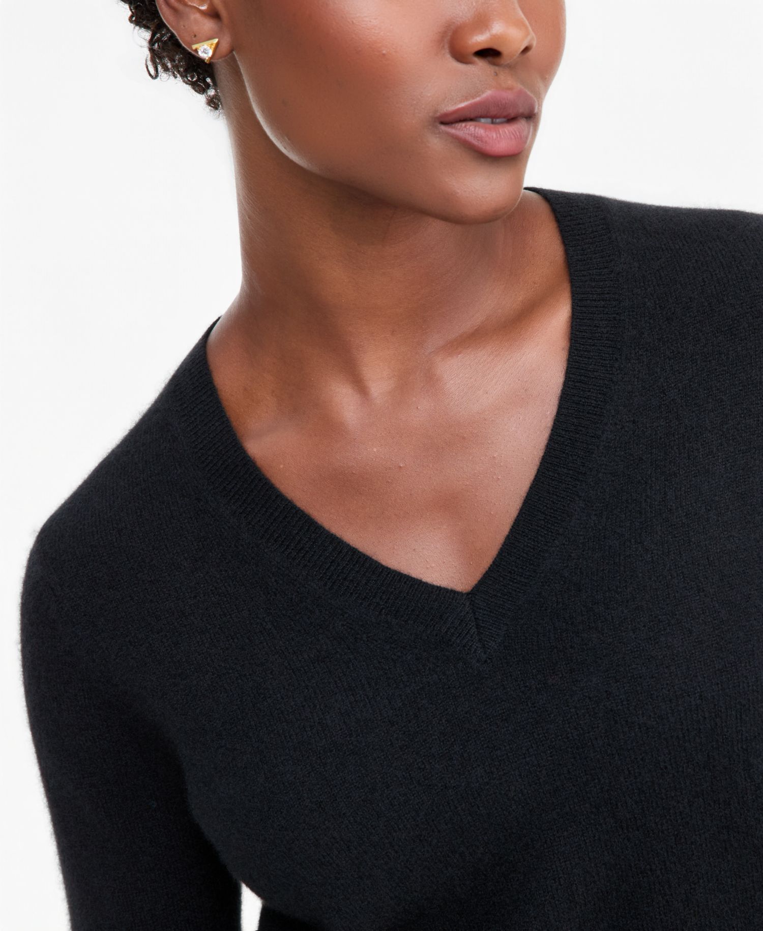 100% Cashmere Petite V-Neck Long-Sleeve Sweater