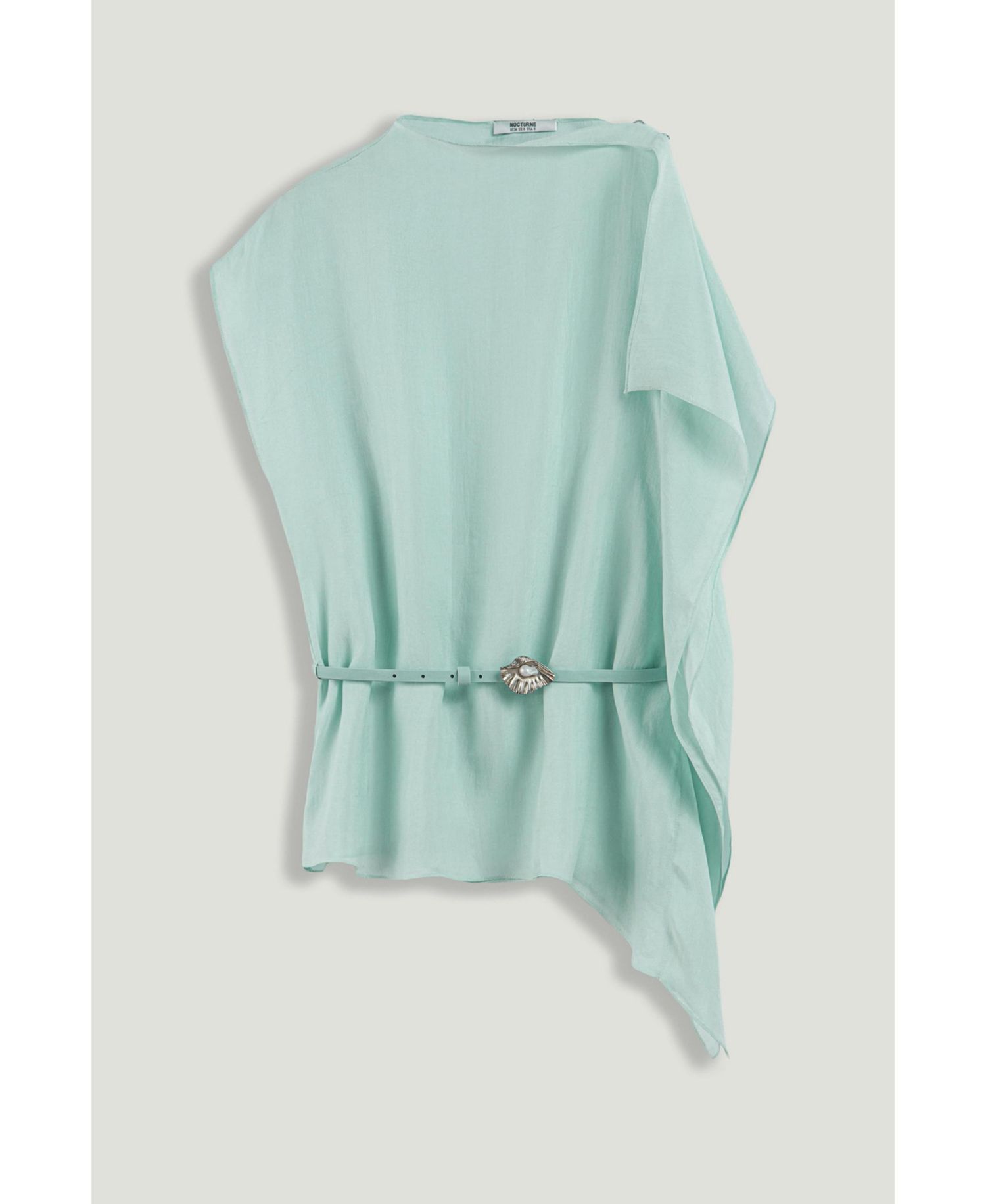 Women's Sleeveless Woven Blouse