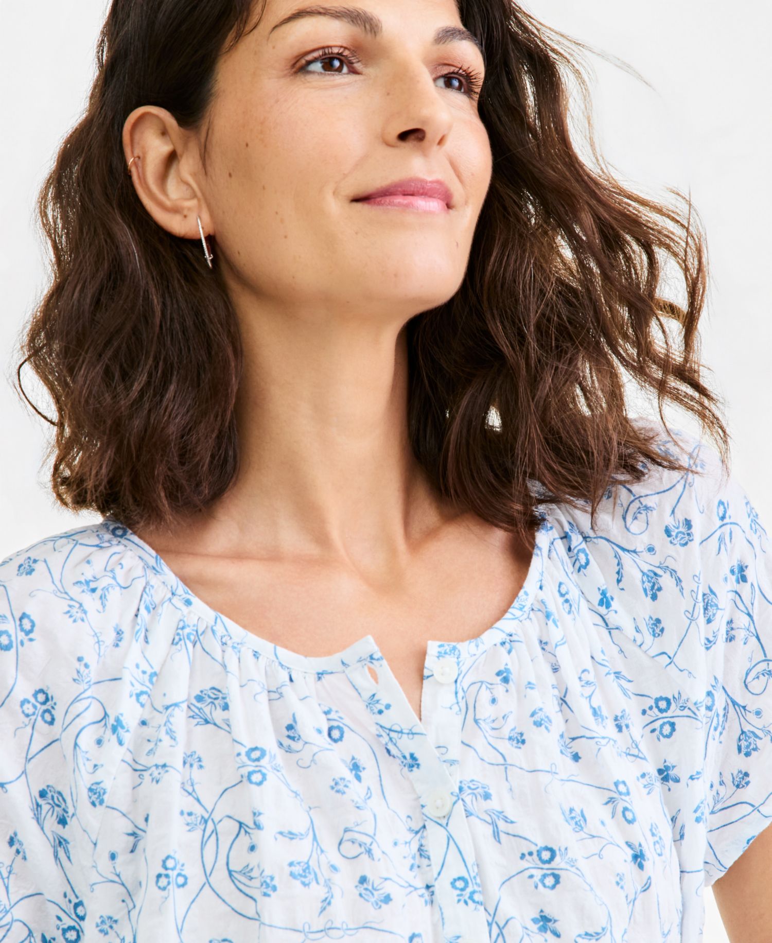 Women's Seersucker Floral-Print Top