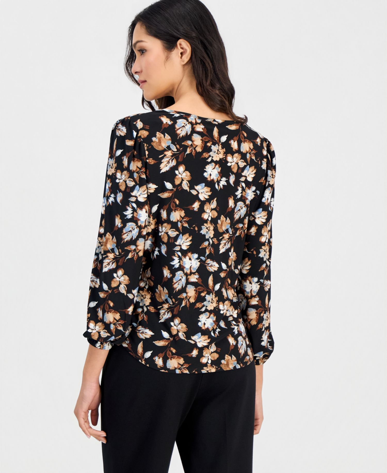 Women's Petite 3/4-Sleeve Floral-Print Keyhole Blouse