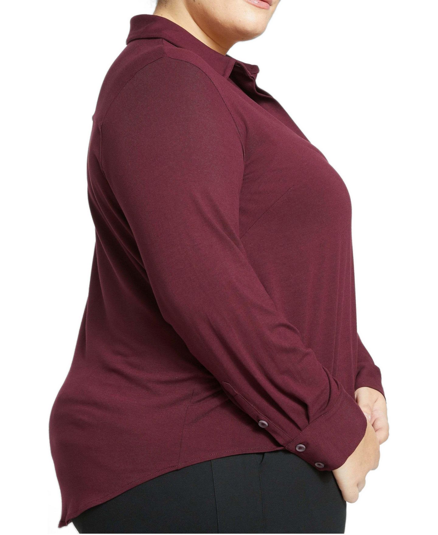 Женская рубашка Universal Standard Plus Size Elbe Popover Liquid Jersey Shirt Classic Fit, цвет: Чёрный вишнёвый — фото 3