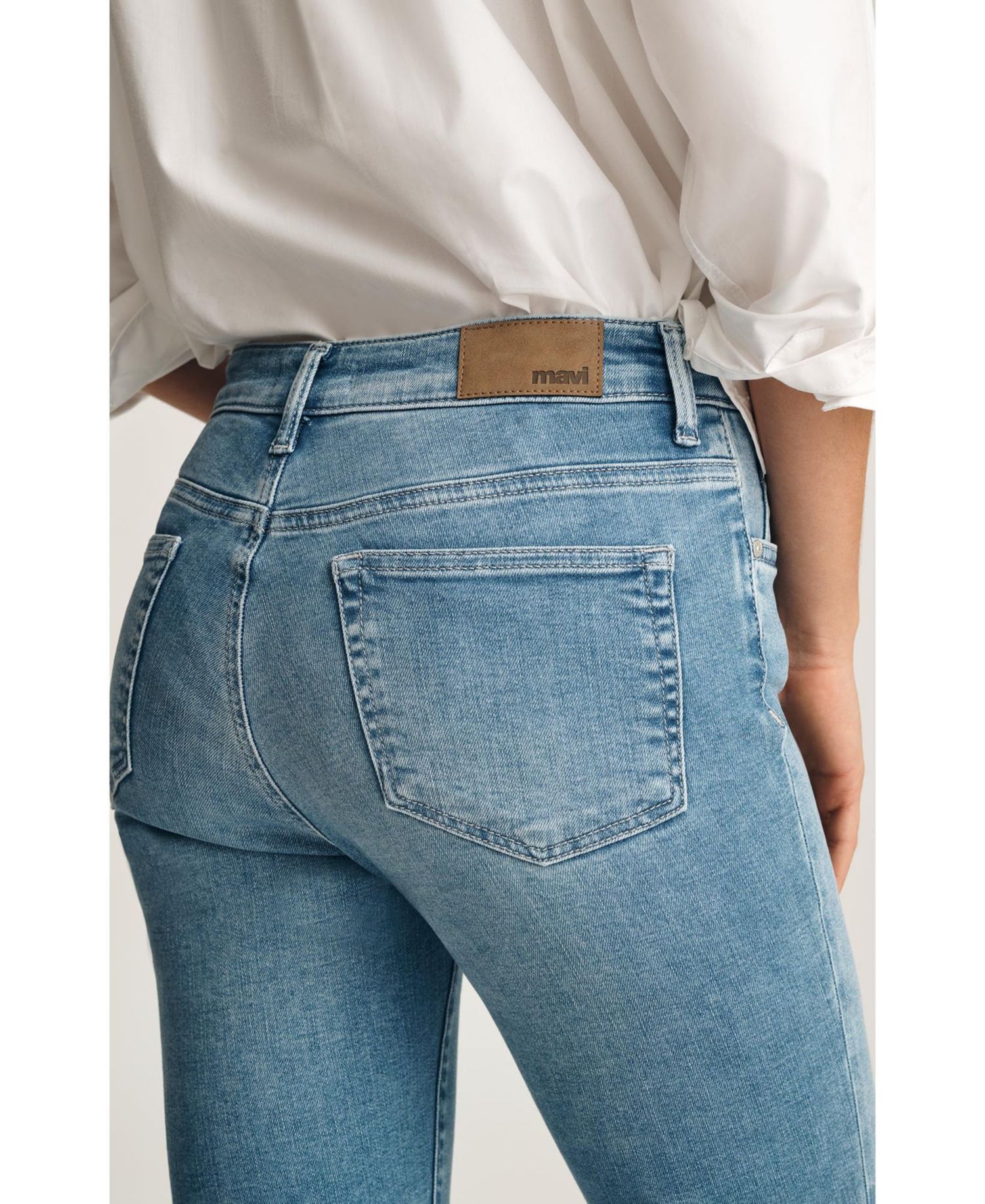 Women's Sydney High Rise Flare Flare In Mid Blue Feather Blue