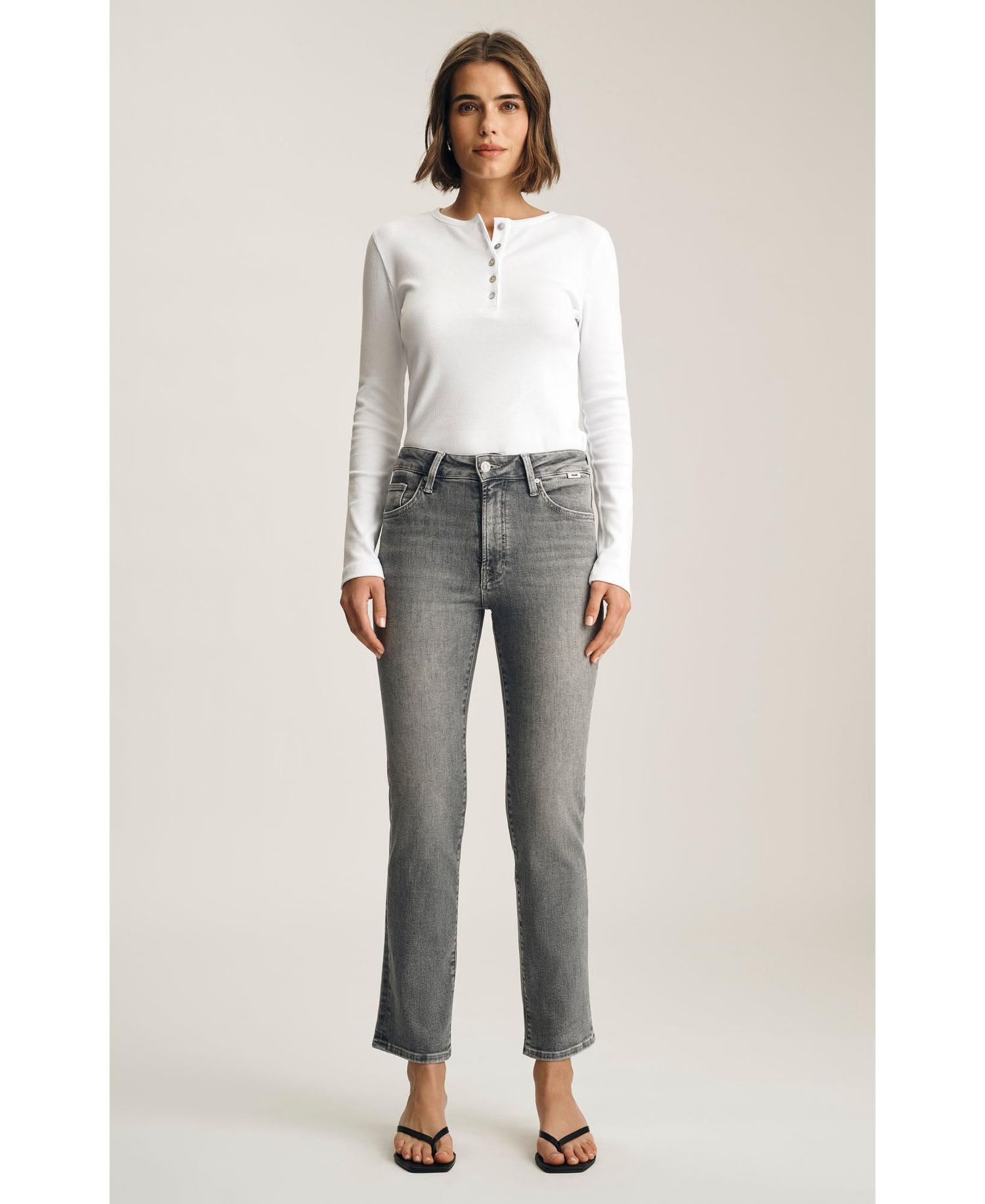 Women's Kendra High Rise Straight Leg In Grey Used Flex Blue