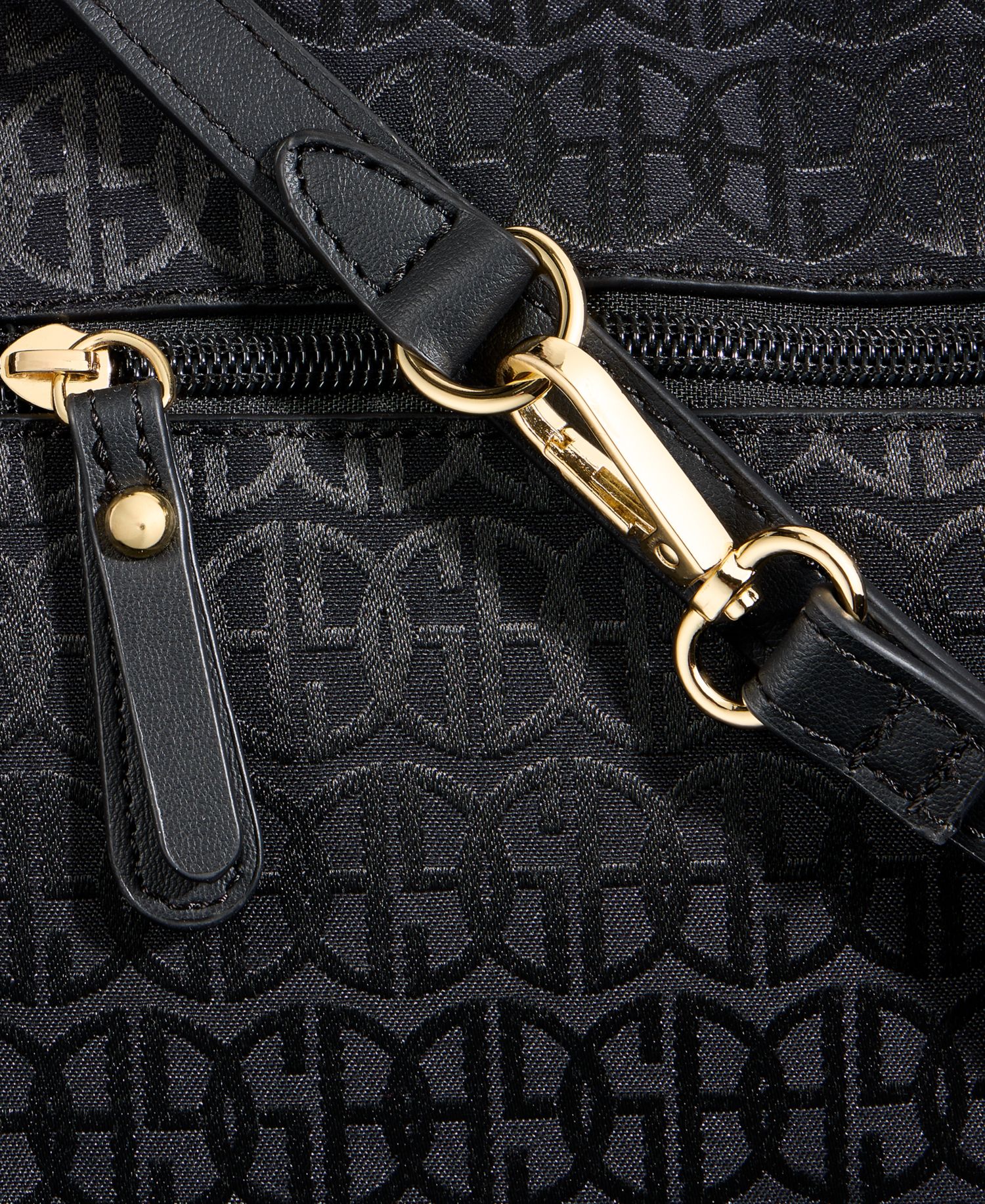 Jacquard Soft Shoulder