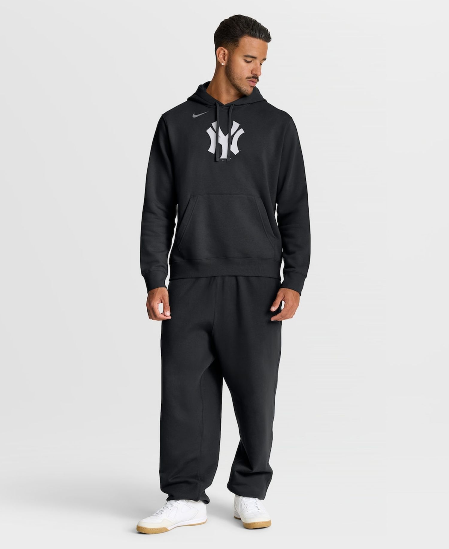 Men's Black New York Yankees Club Hoodie