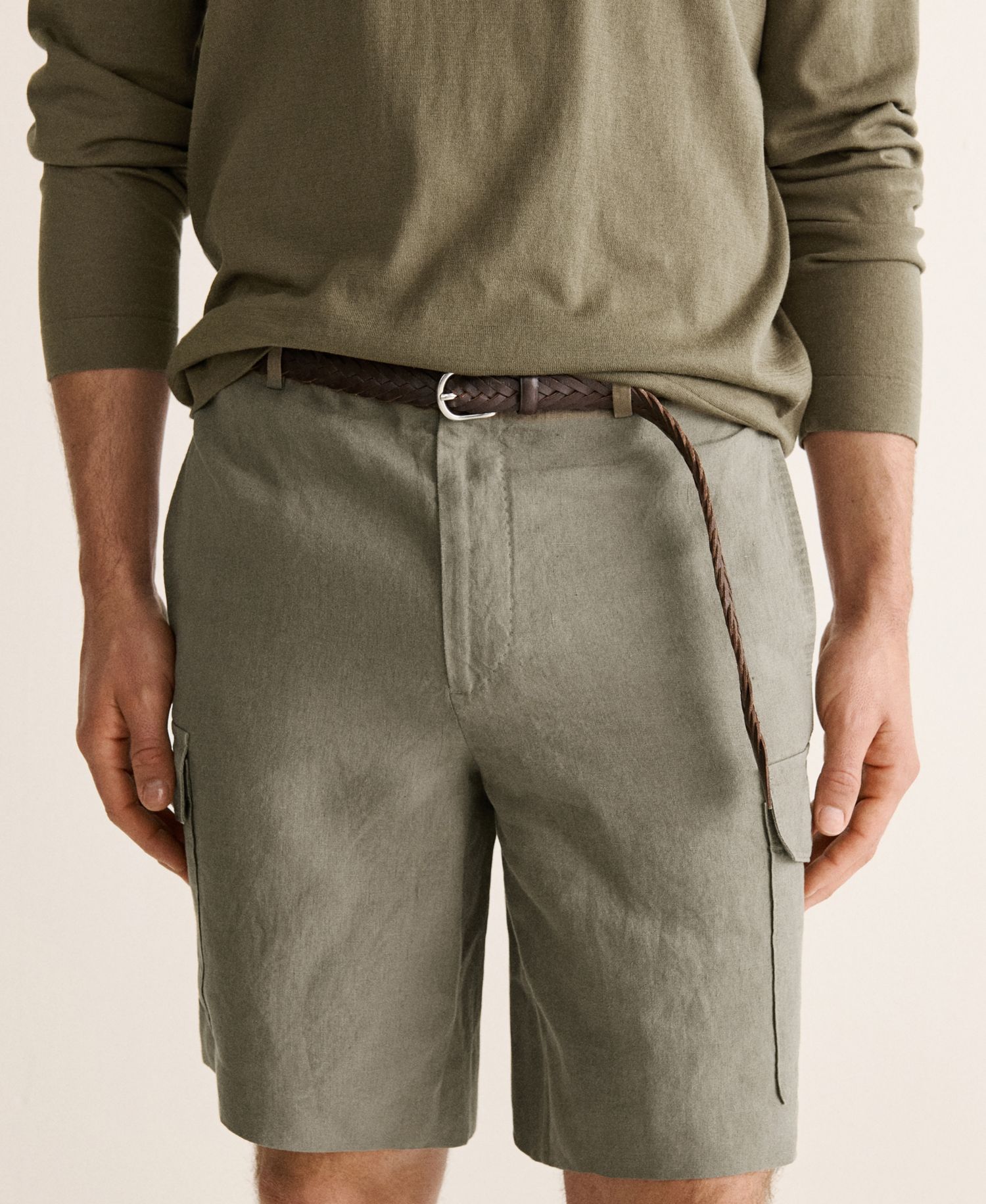 Men's Cargo Linen 9.06" Bermuda Shorts