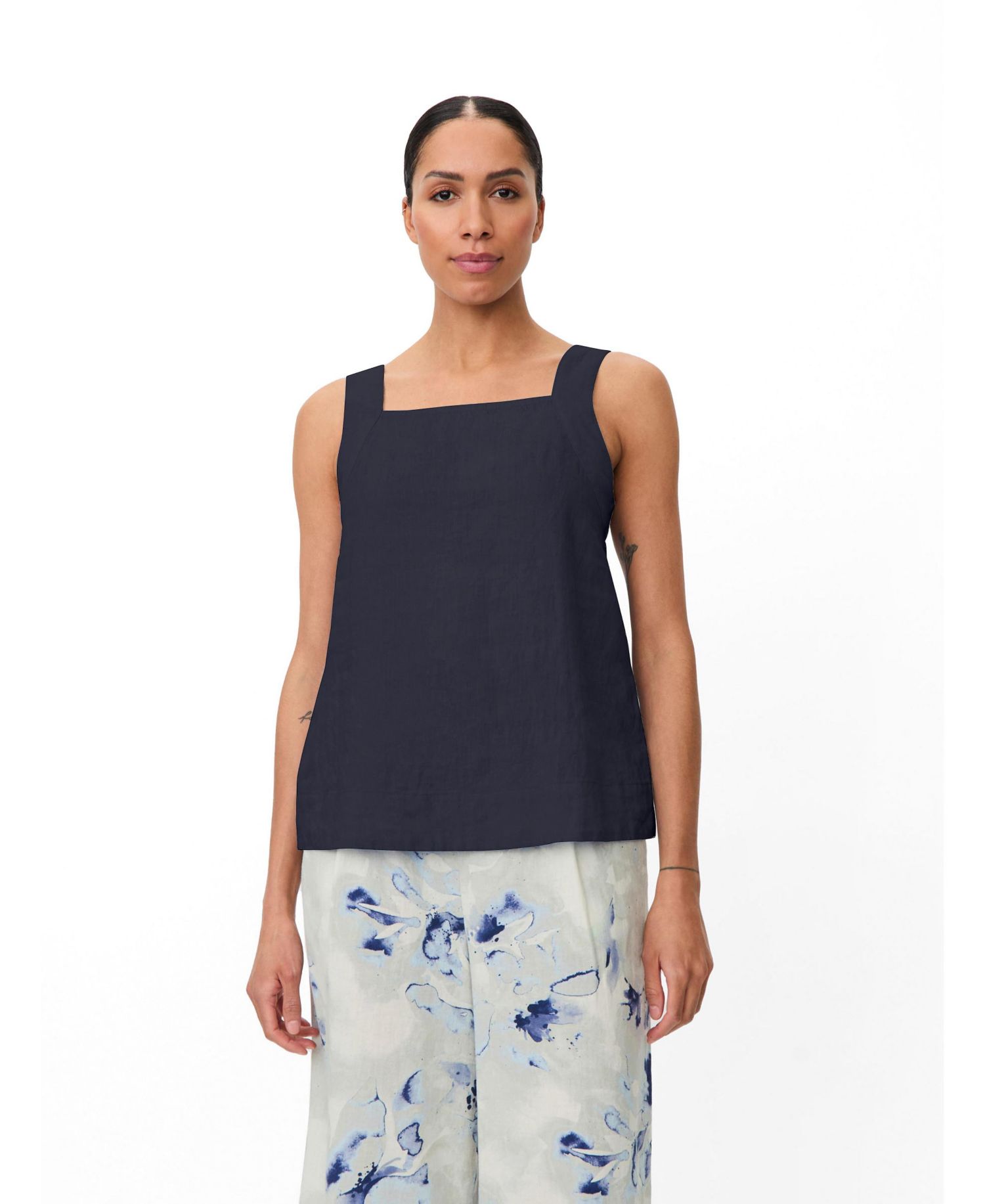Women's Madisa Linen Square Neck Top