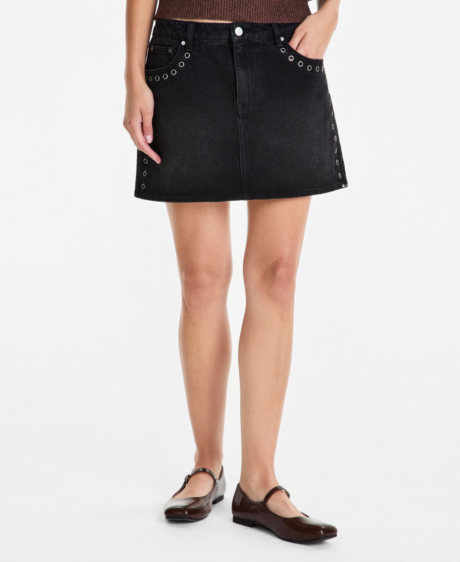 Women's Mid-Rise Grommet-Trim Denim Mini Skirt