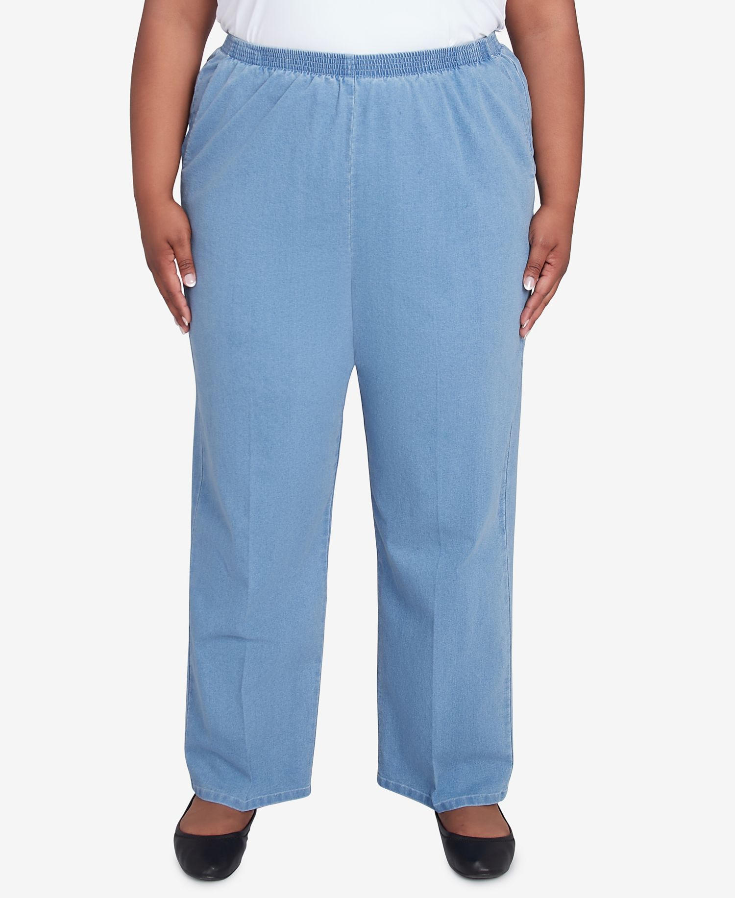 Plus Size Elastic Waist Average Length Denim Pant