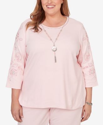 Plus Size Embroidered Floral-Sleeve Accent Top with Necklace
