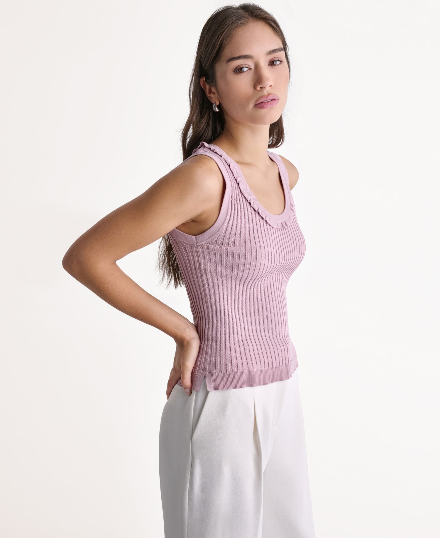 Women's Sleeveless Scoop Neck Knit Top