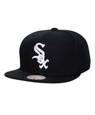 Men's and Women's Black Chicago White Sox Side Logo Snapback Hat
