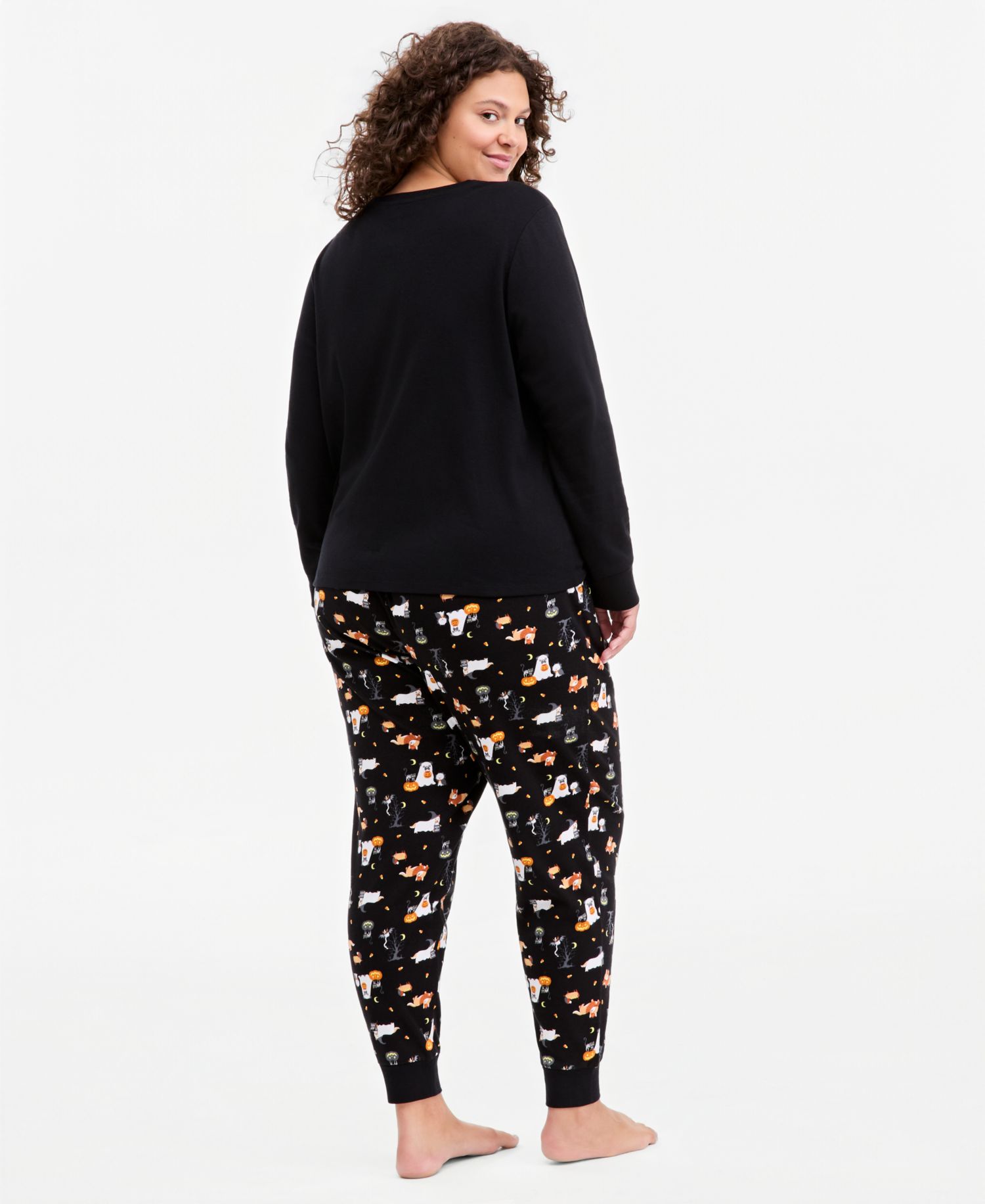 Women's Plus Halloween Party Pajama Set