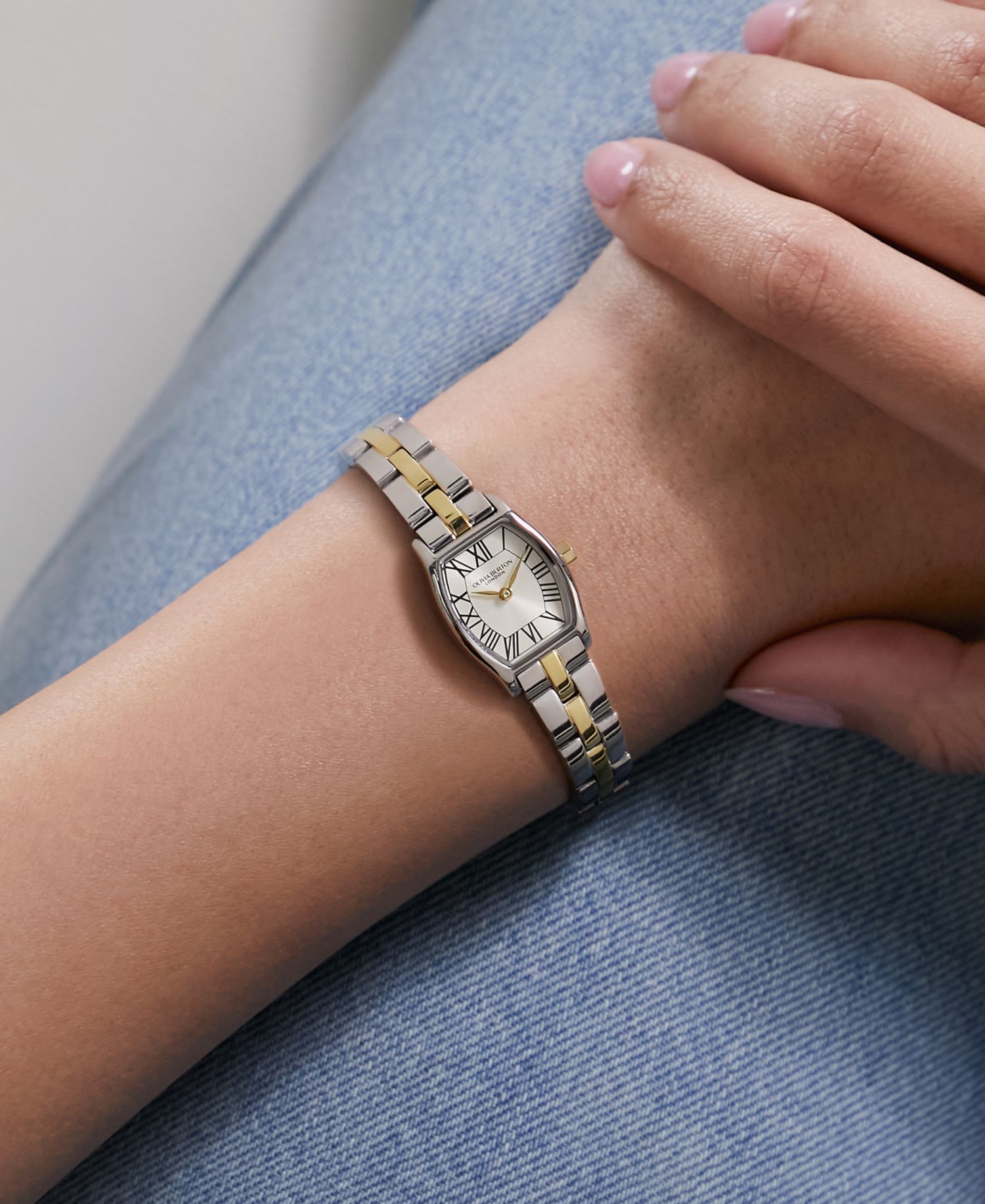 Women's Cambridge Two-Tone Stainless Steel Bracelet Watch 17.7mm