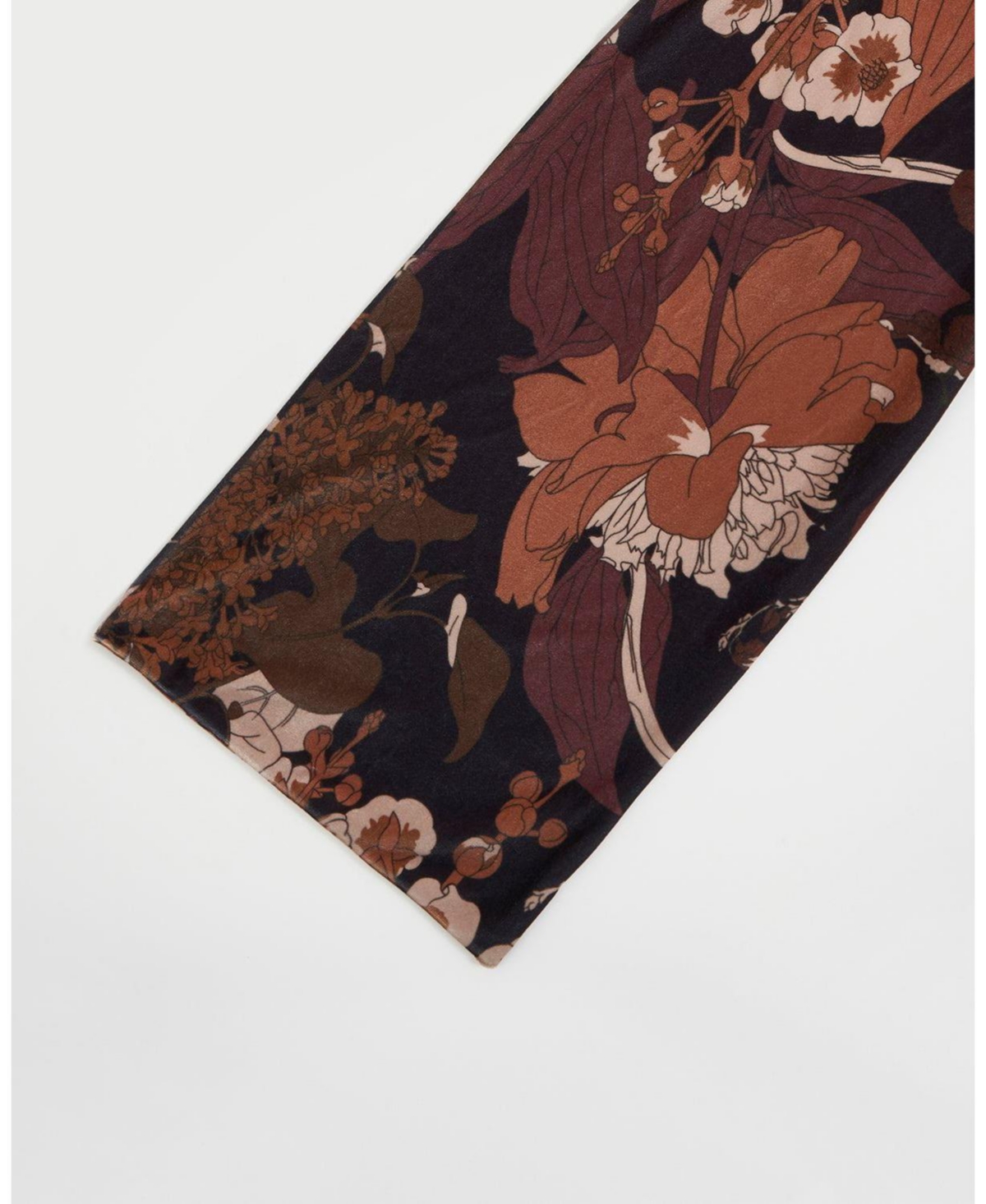 Fable England Women's Deco Blooms Velvet Scarf