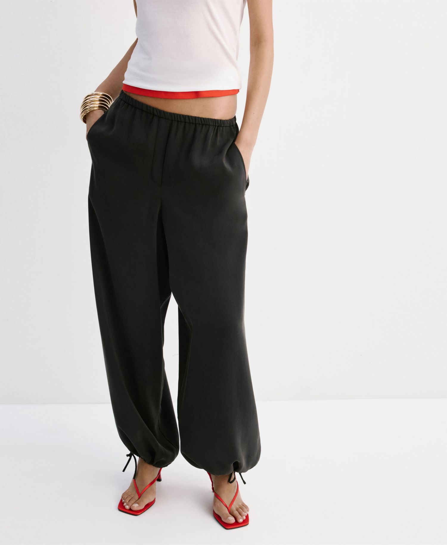 Women's Elastic Waistband Baggy Pants
