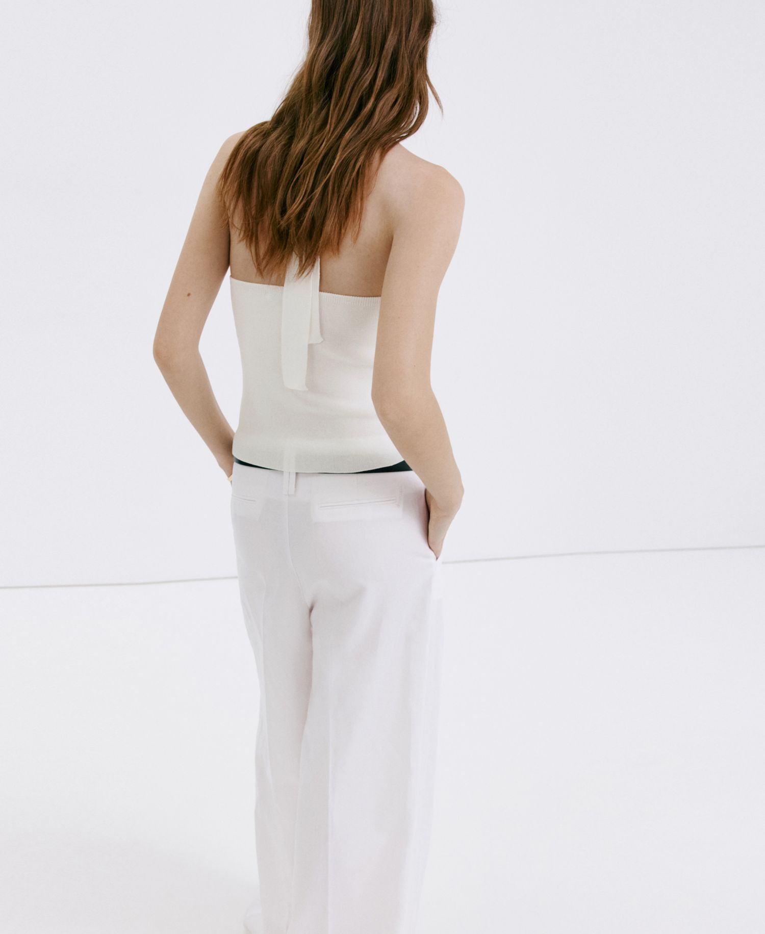Women's Halter-Neck Knitted Top