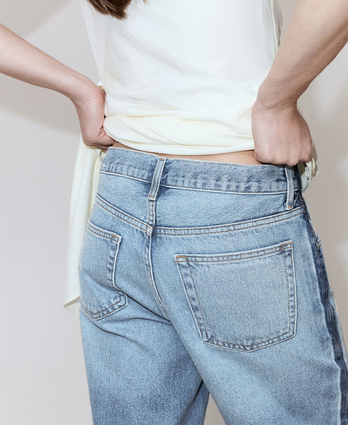 Mango Women's Low-Rise Straight Jeans view 6 — MAYCSS fashion products