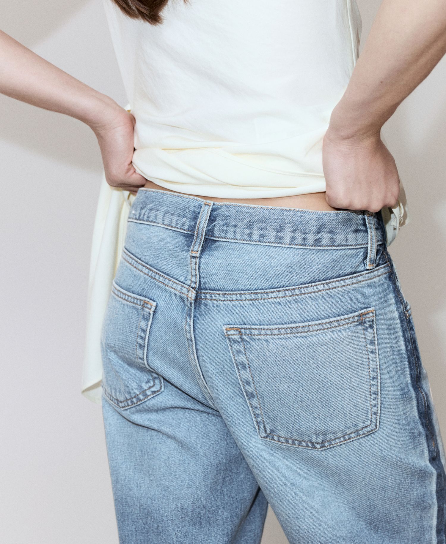 Women's Low-Rise Straight Jeans