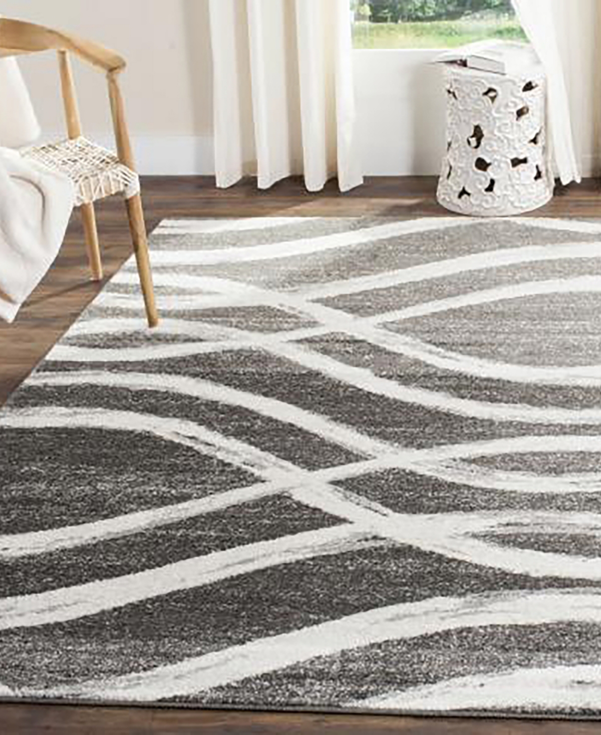 Safavieh Adirondack 125 Charcoal and Ivory 8' x 10' Area Rug