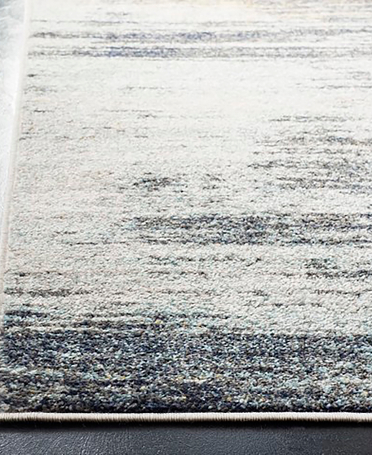 Safavieh Adirondack Light Gray and Gray 5'1" x 7'6" Area Rug
