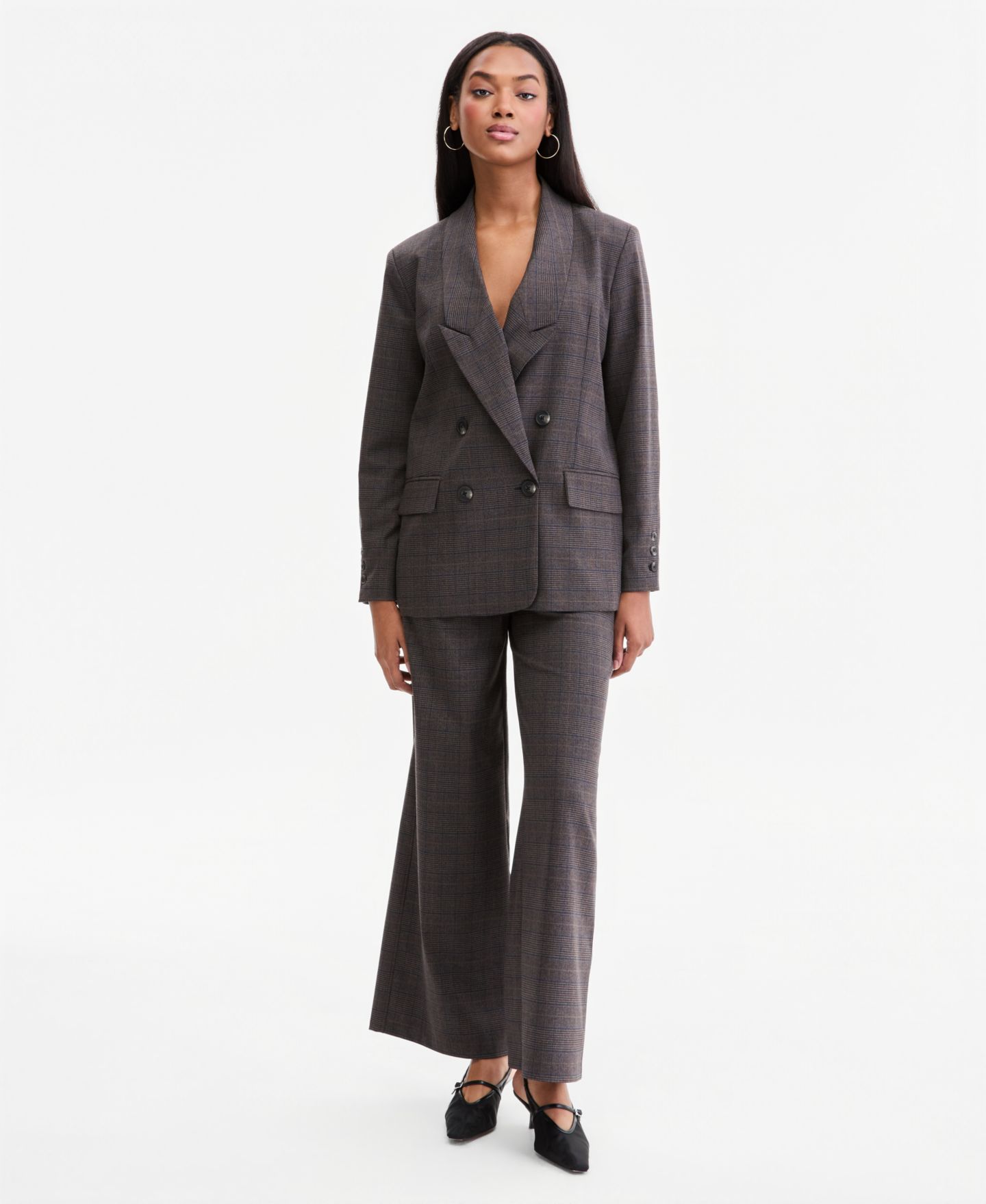 Женский пиджак Bar III Plaid Peak-Lapel Double-Breasted Blazer, цвет: Коричневый клетчатый — фото 2