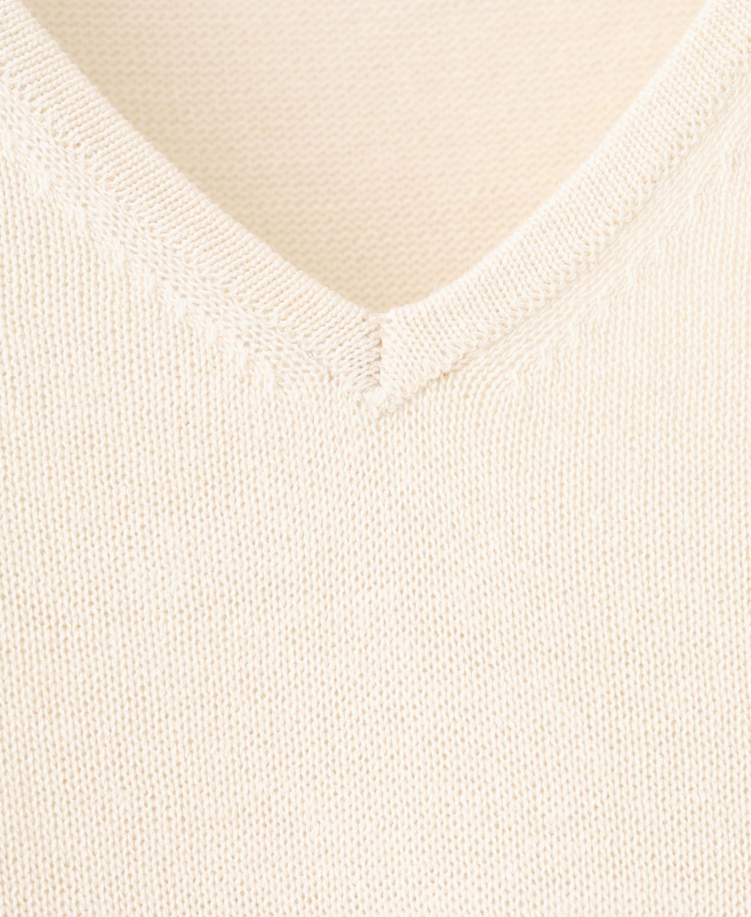 Women's V-Neck Knit Top