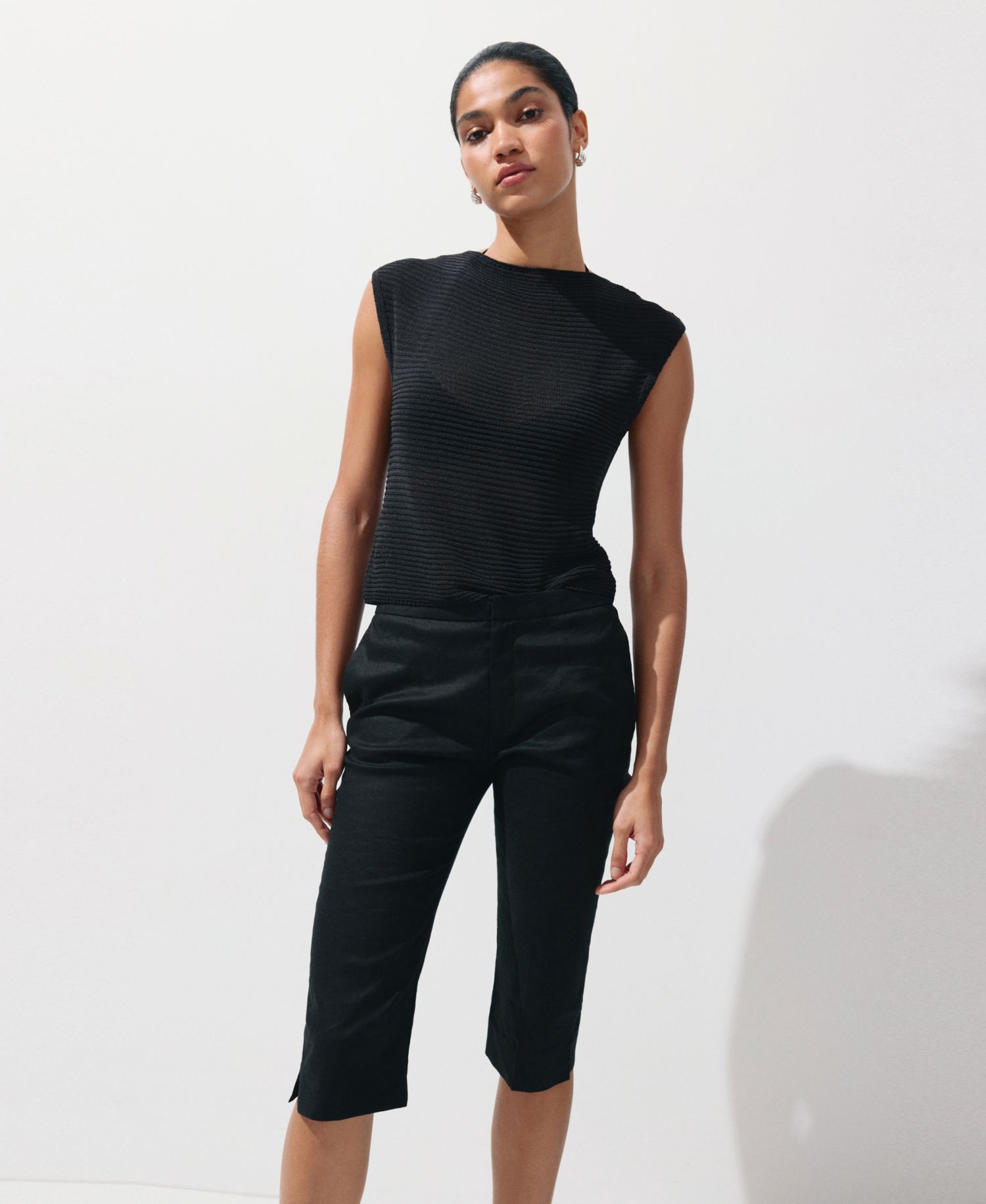 Women's Short-Sleeved Knitted Sweater
