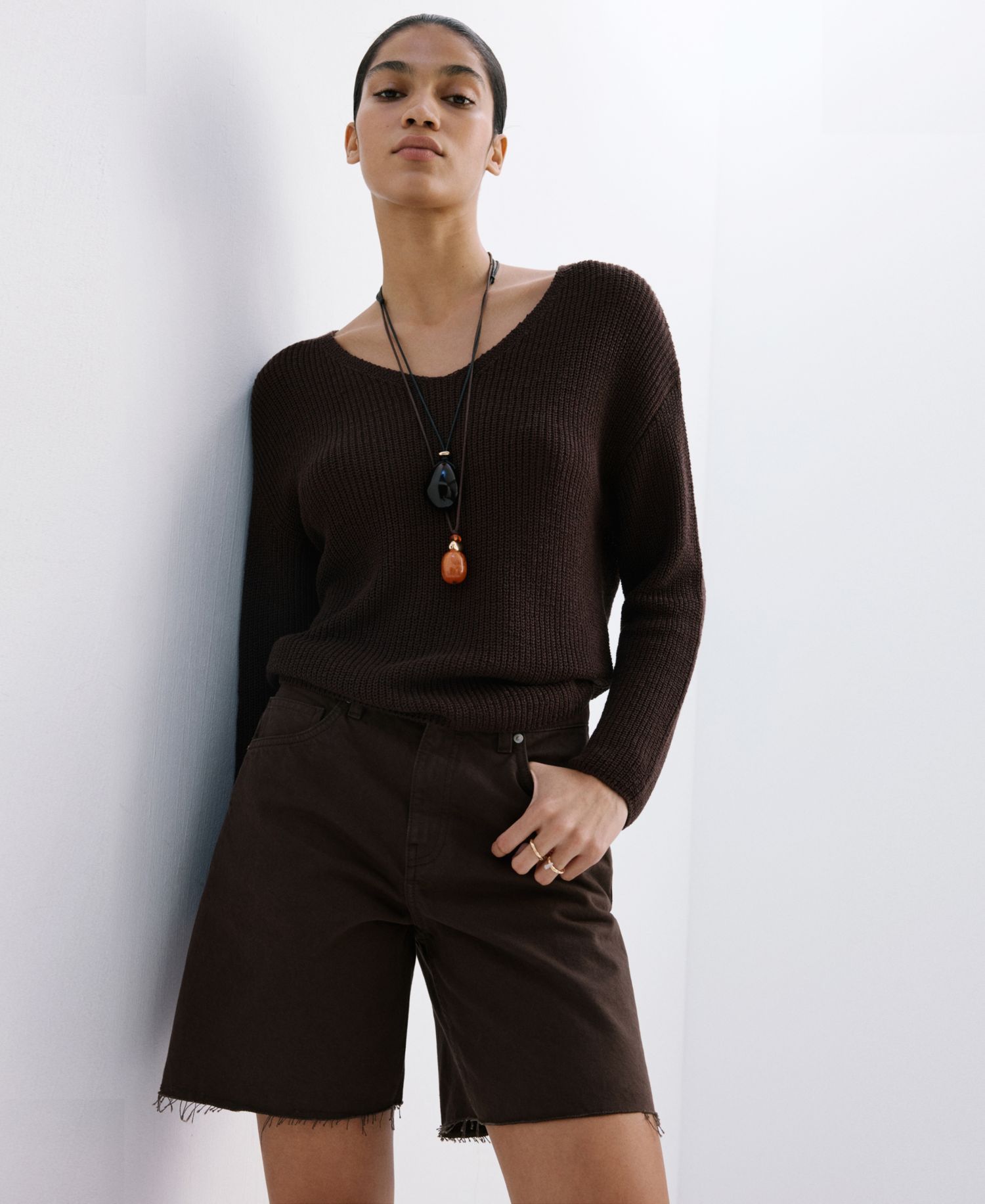 Women's Frayed Hem Straight Bermuda Shorts