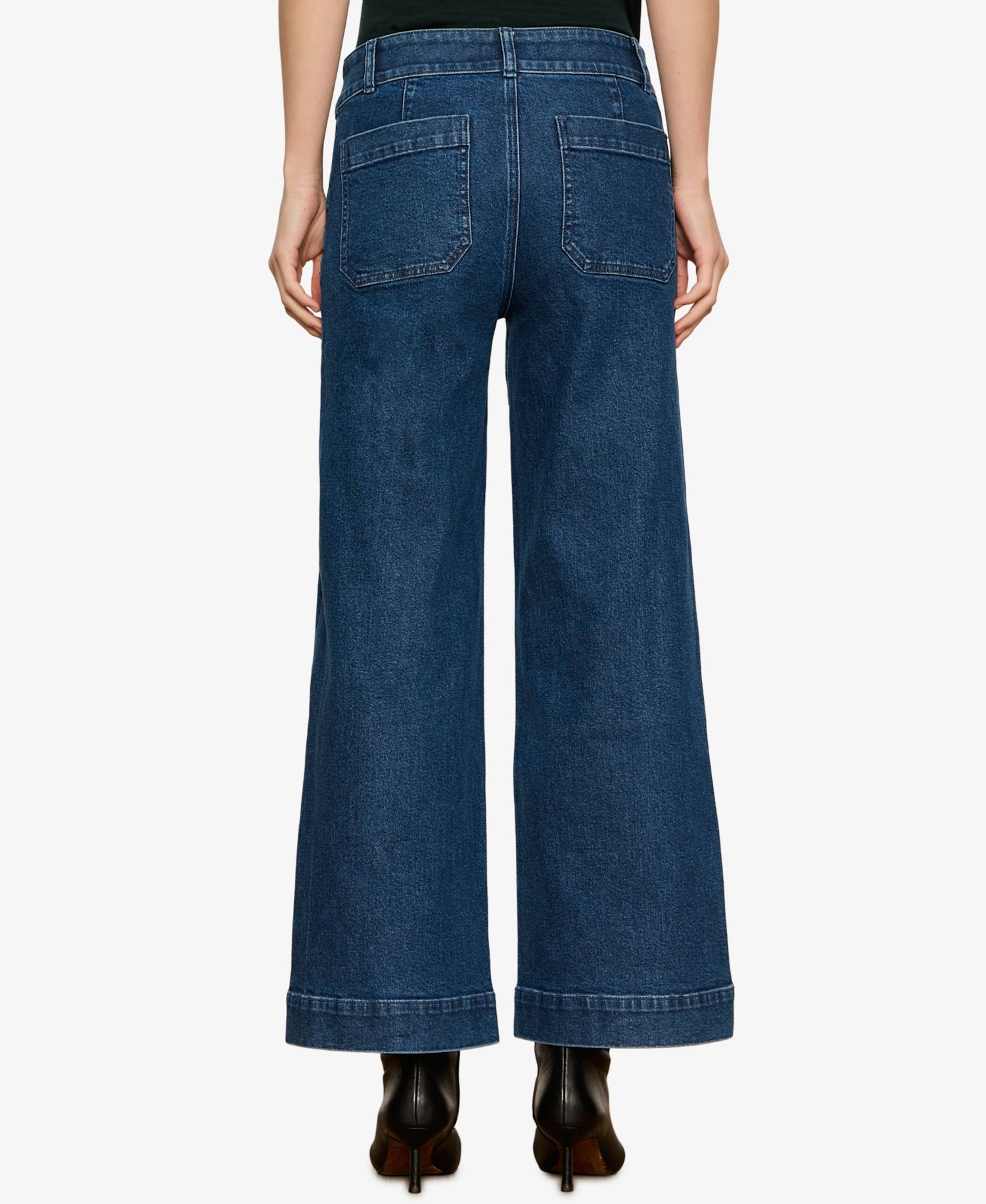 Petite Mid-Rise Wide-Leg Jeans