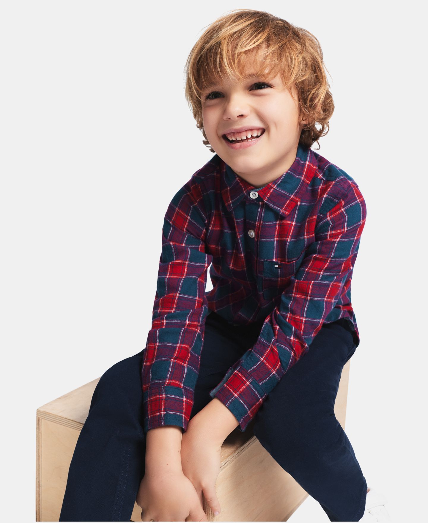 Детский комплект Tommy Hilfiger для мальчиков 2T-5T: клетчатая рубашка и брюки, цвет: Красный клетчатый / Тёмно-синий — фото 5